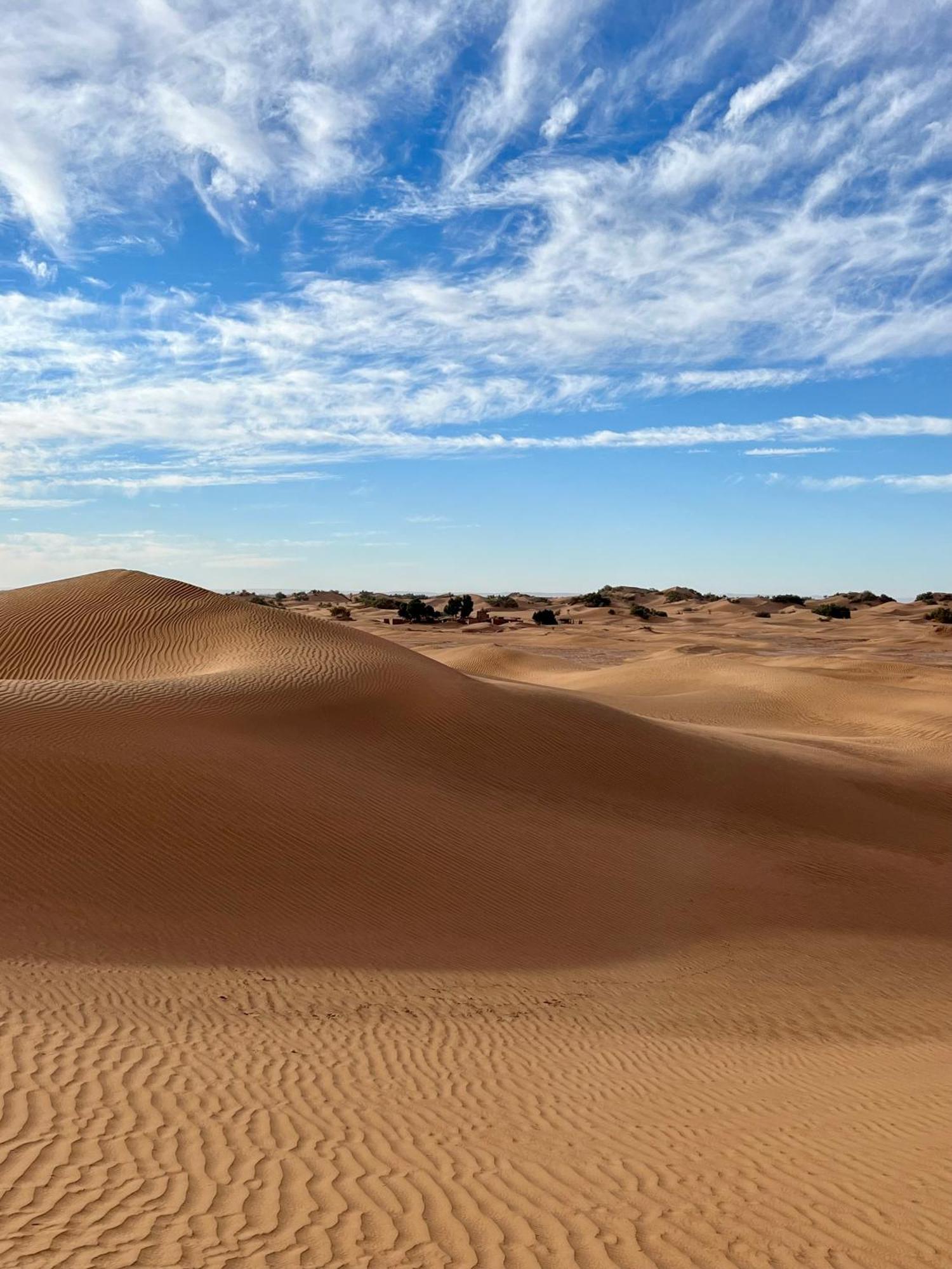 Desert Chegaga Luxury Camp *